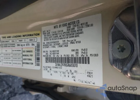 2016 Lincoln Mkz z USA, uszkodzony, nr VIN 3LN6L2G9XGR605070